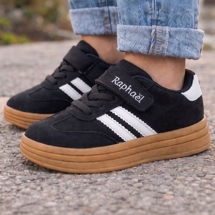 🖤Baskets personnalisées prénom 💙 - photo numéro 1