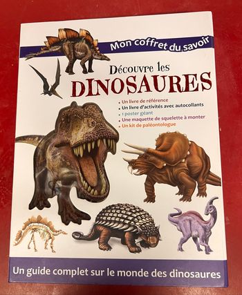 Mon coffret  du savoir les dinosaures