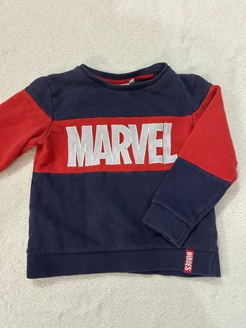 Pull Marvel • Taille 5 ans