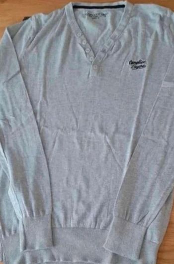 pull complice taille S col V