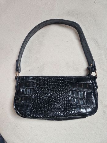 Jolie sac à main noir motifs crocodile femme