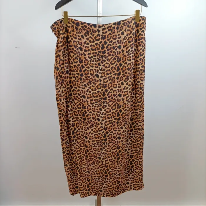 Jupe midi satinée imprimé léopard fluide Kiabi tendance animal print taille L estimée A1244 - photo numéro 4