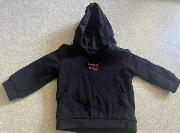 Sweat à capuche 18 mois