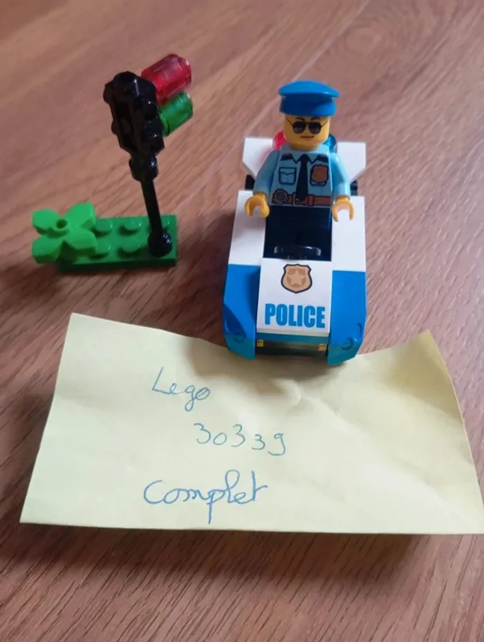 Lego police 30339