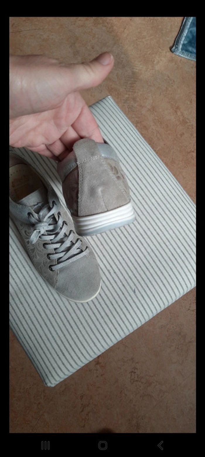Baskets en cuir neuve 37 - photo numéro 5