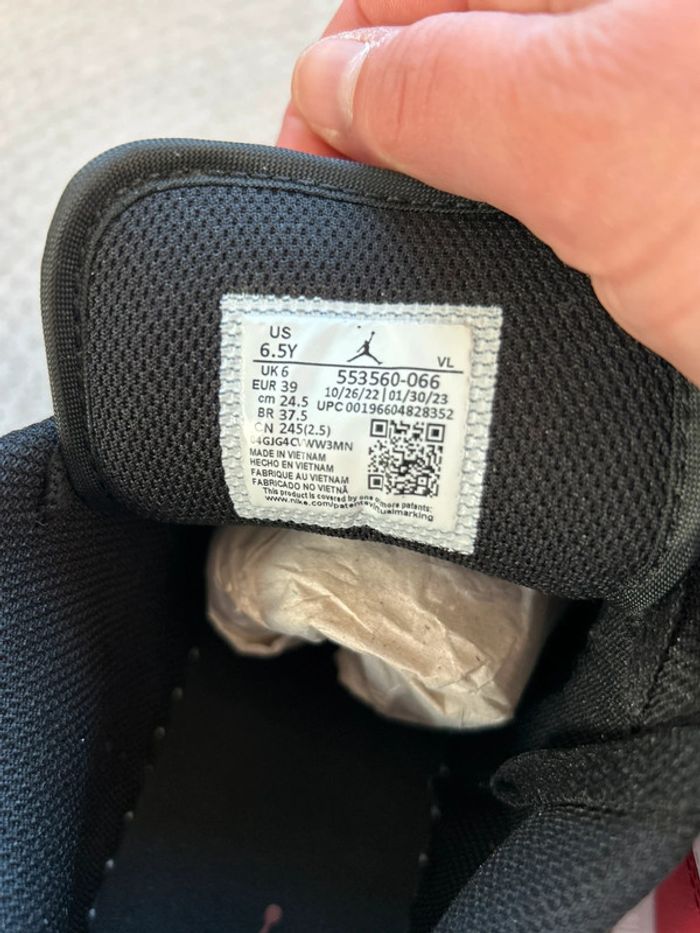 Nike Air Jordan 1 Low (GS) - photo numéro 8