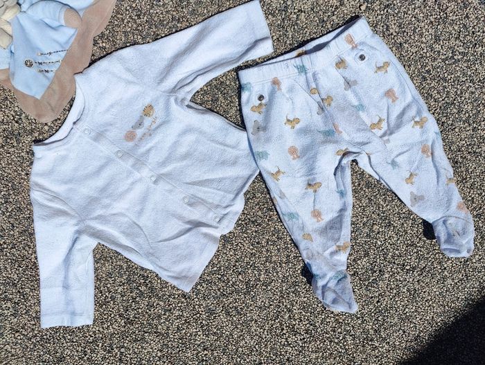 Pyjama 2 pièces mixte kiabi 6 mois - photo numéro 2