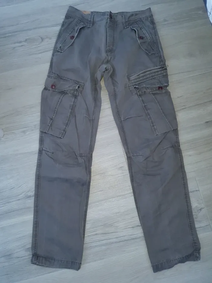 Pantalon à poches taille 38 homme