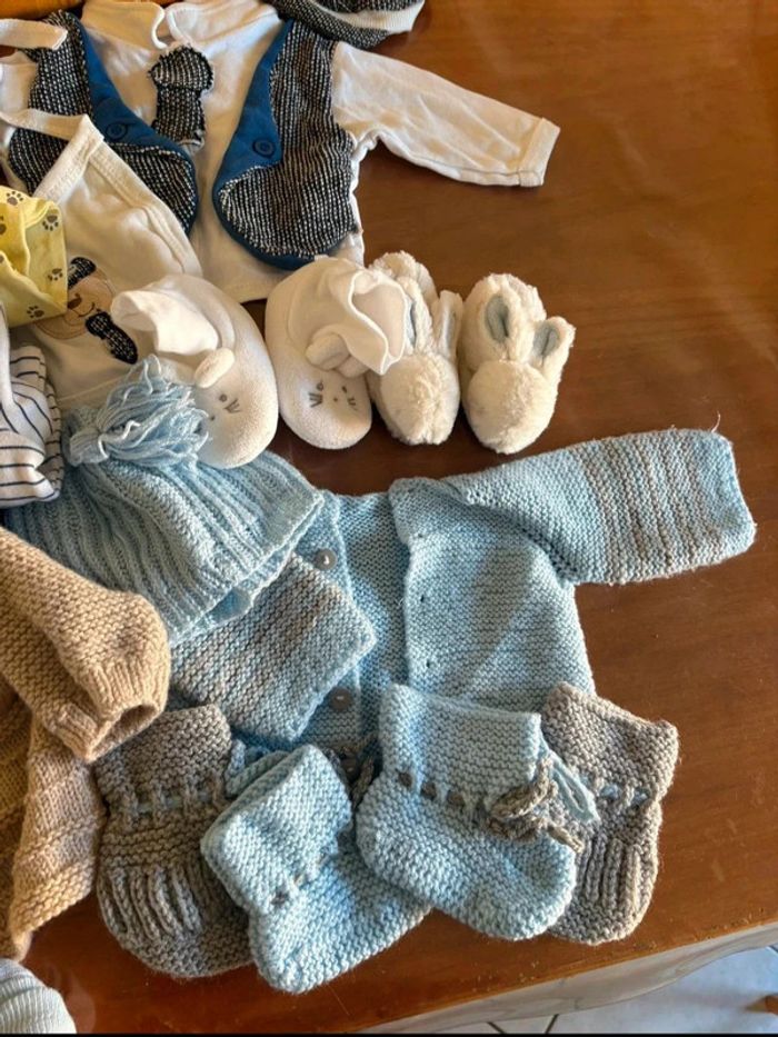 Jolie lot de 33 pièces garçon 1 mois en très bon état - photo numéro 11