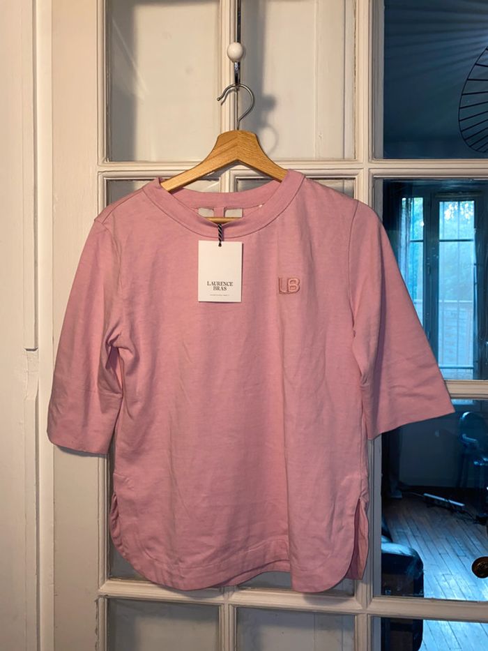 T-shirt rose Laurence bras  Taille 38 Neuf avec étiquette