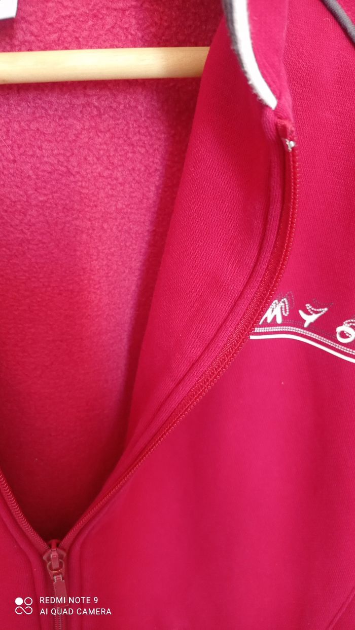 Veste sweat à capuche Domyos rouge intérieur polaire 12 ans - photo numéro 4