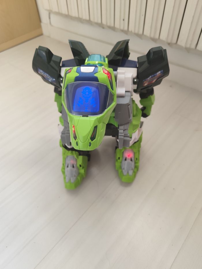 Robot transformer - photo numéro 4