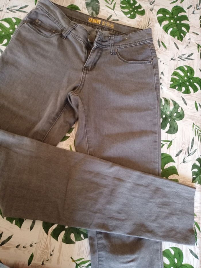 Pantalon gris - photo numéro 4