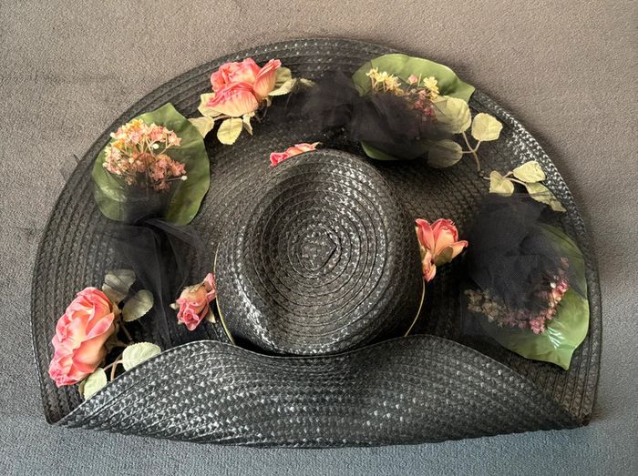 Chapeau de paille et fleurs - photo numéro 5