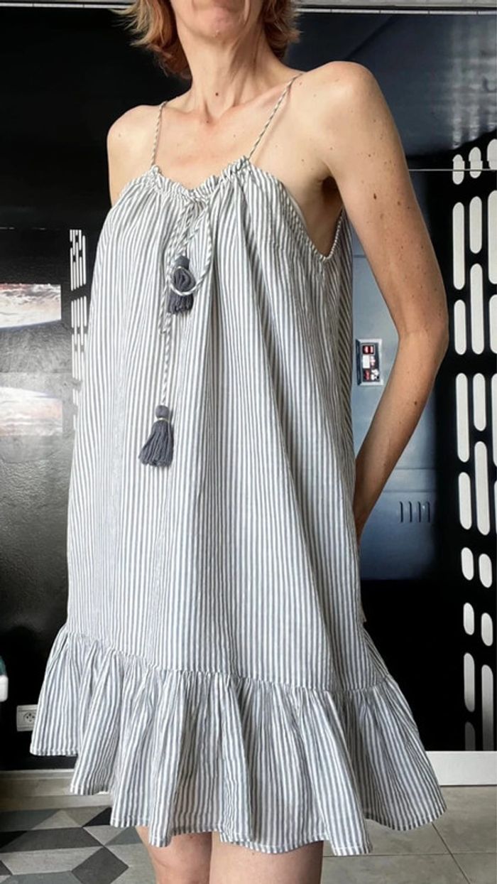 Robe rayée - photo numéro 2