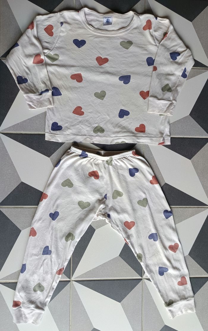 Pyjama motif coeurs coton Petit Bateau 4 ans