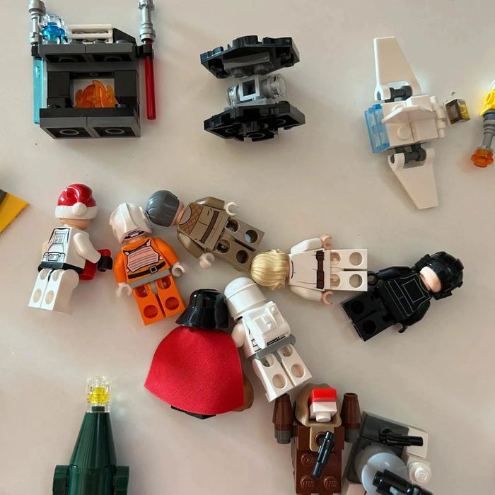 Lot figurines lego minifigures calendrier de l'avent star wars noël - photo numéro 8
