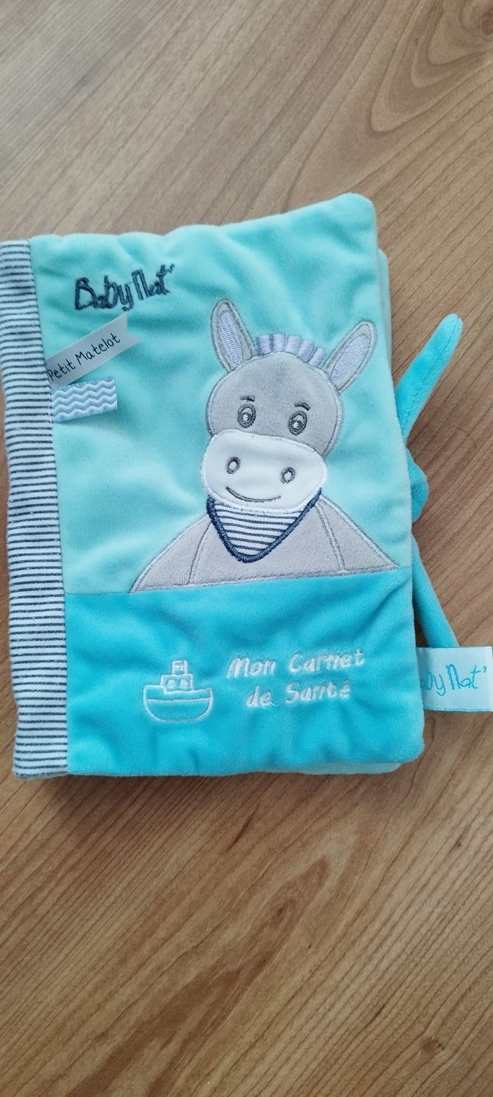 Protège carnet de santé - photo numéro 2