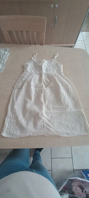 Robe tape a l'œil 10ans