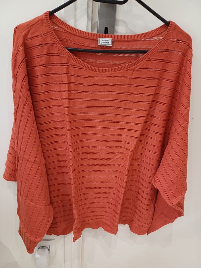 Haut orange ajouré XL