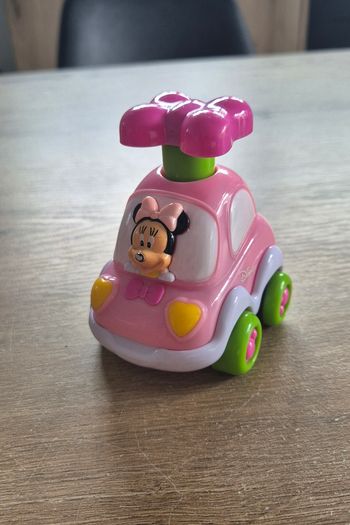 Voiture Minnie Press & Go