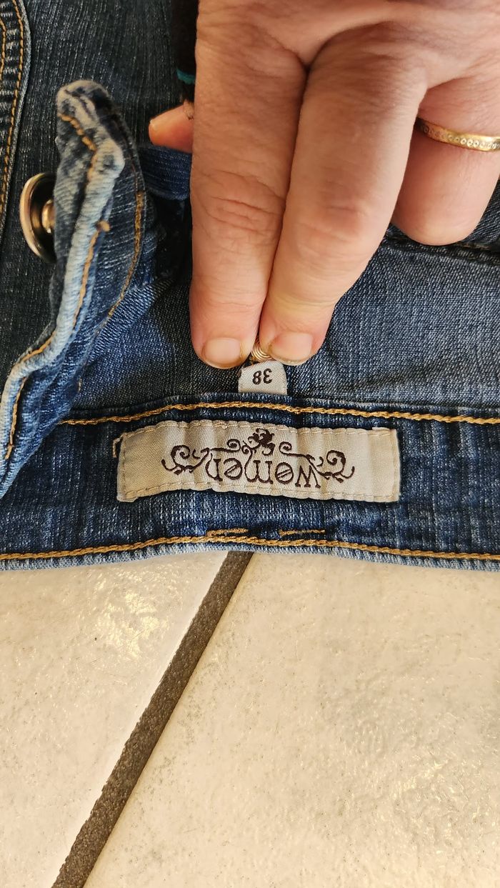 lot de jupes en jean - photo numéro 2