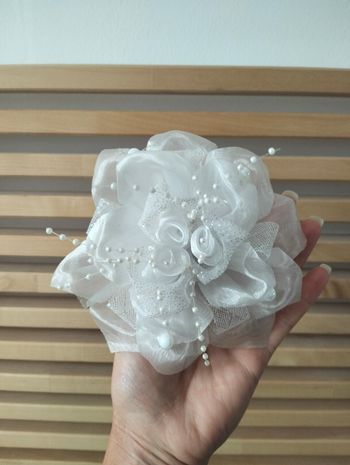 Grande fleur vintage pour les cheveux 
