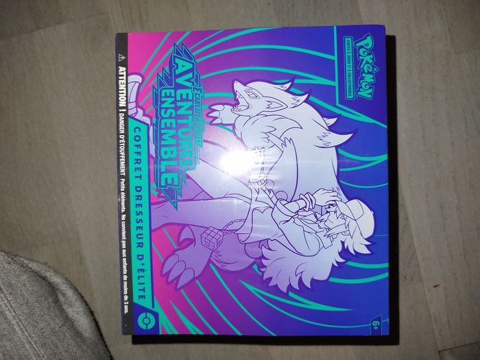 5 ETB + Cartes Pokémon Communes - photo numéro 2