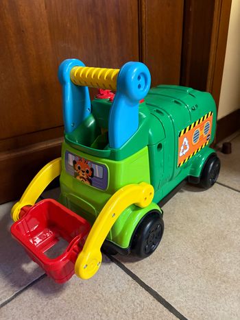 Camion poubelle vtech