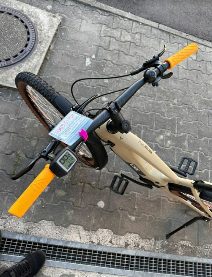 V é l o  e l e c t r i q u e - photo numéro 4