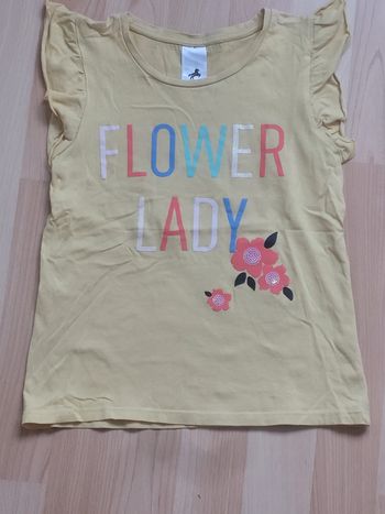 T-shirt col rond manches courtes fleurs 6ans C&A