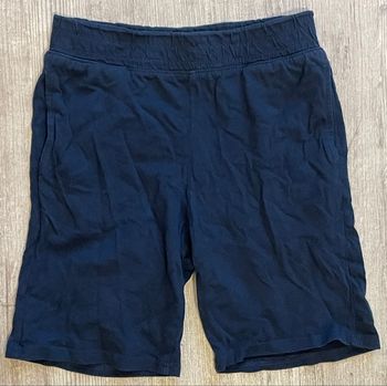 Short 10 ans In Extenso 