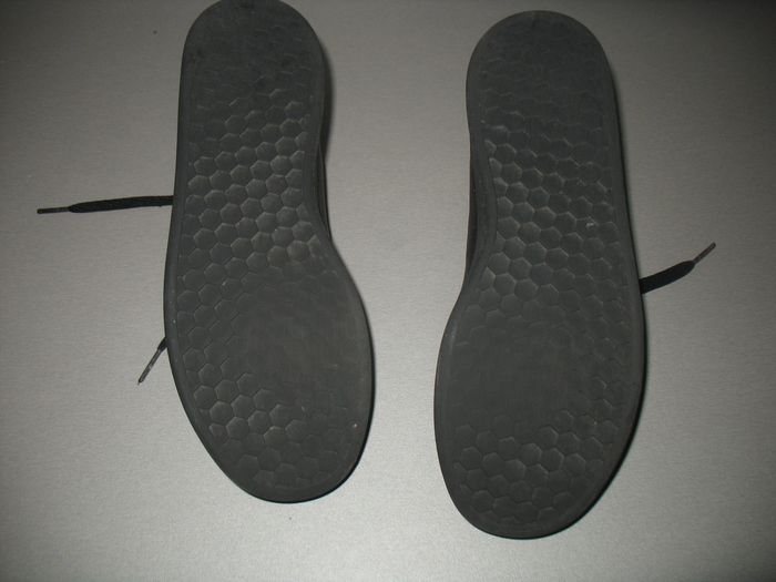 BASKETS BASSES A LACETS NOIRE "ADIDAS" - P38 - n°10 - photo numéro 5