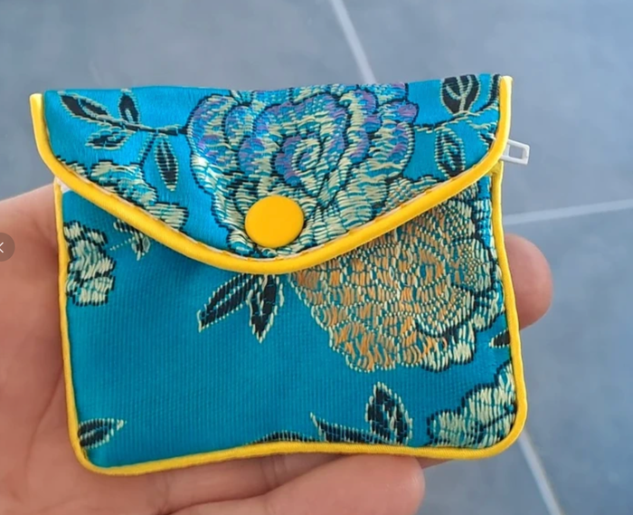 Puces 20 mm plaquées or 14 carats et zircons - photo numéro 3