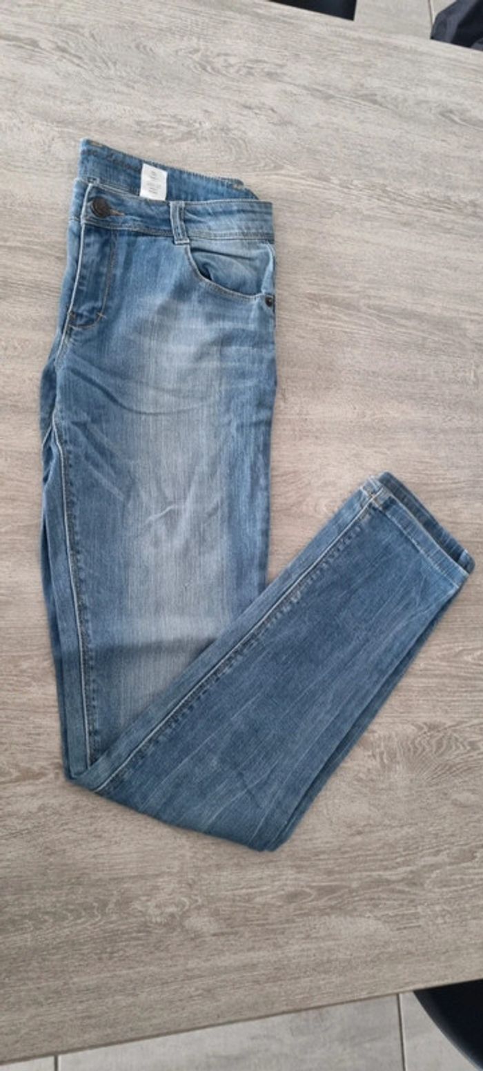 Jean bleu taille 162
