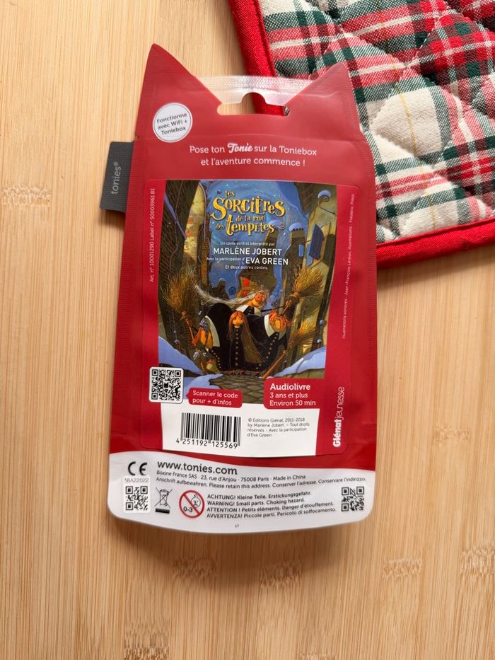 Tonies les sorcières de la rue des tempêtes Marlène jobert - photo numéro 2