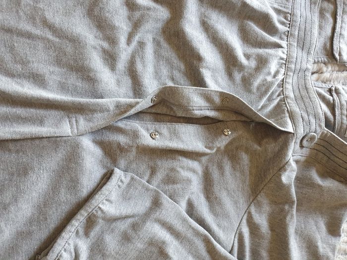 Top gris de grossesse et d'allaitement T.M - photo numéro 3