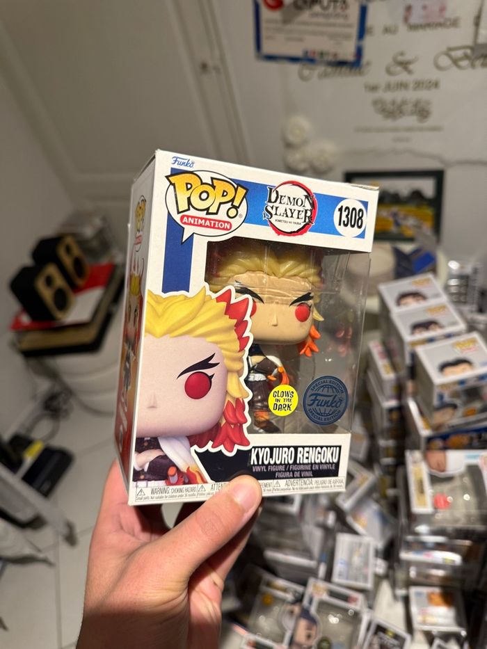 Funko Pop Kyojuro Rengoku 1308 GITD - Demon Slayer - photo numéro 1