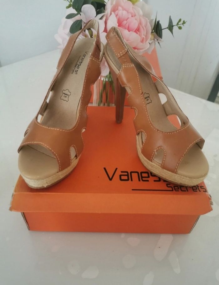 🤎🤍Jolie Paires De Sandales Les Secrets De Vanessa 🤎🤍 - photo numéro 8