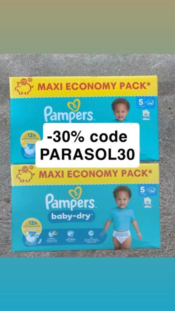 188 couches taille 5 Pampers baby dry
