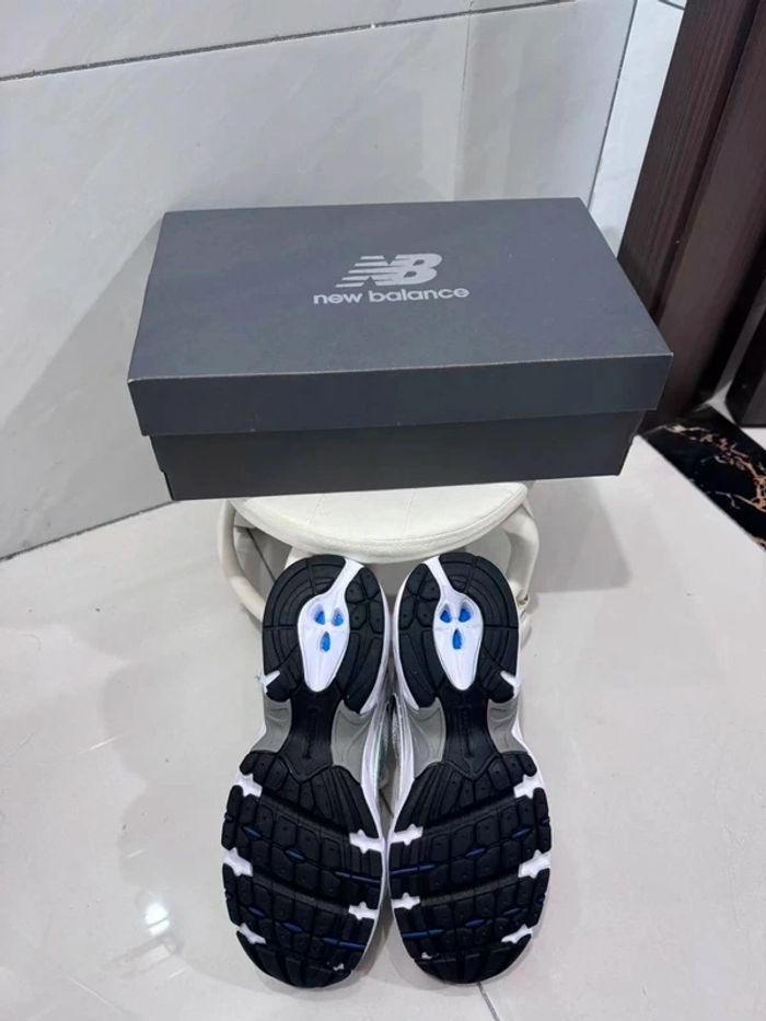 New Balance 530 Taille 39.5 - photo numéro 5