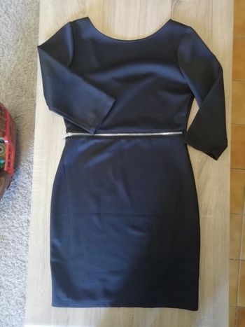 Robe noir