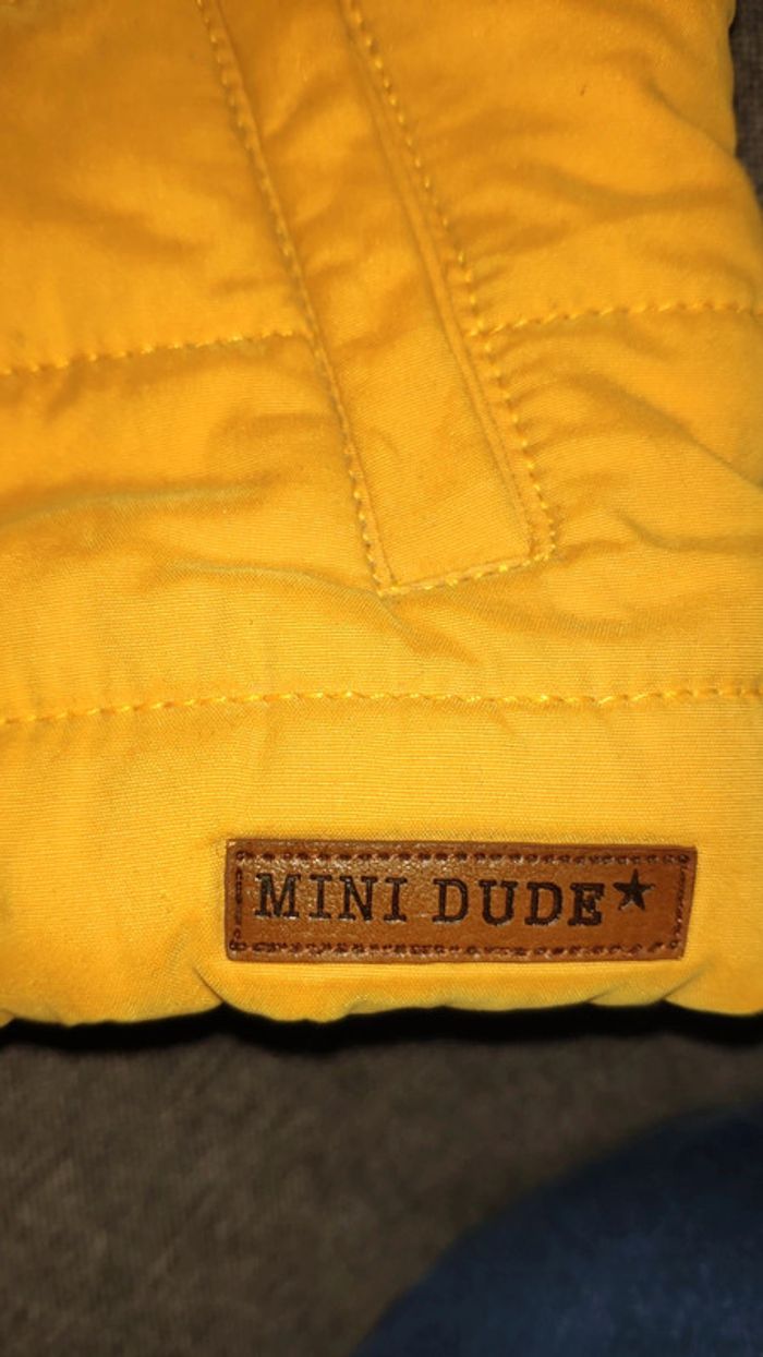 Doudoune sans manche jaune Kiabi 24 mois 2 ans - photo numéro 8