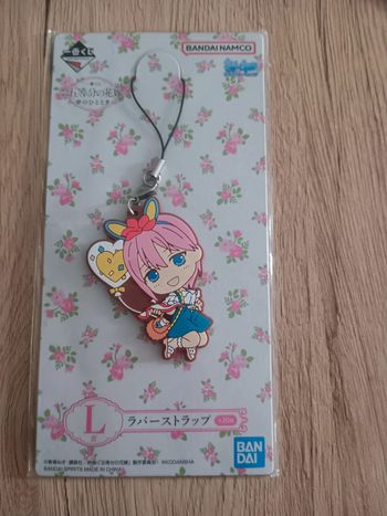 Strap the quintessenssial quintuplets ichika