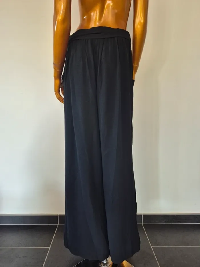 Pantalon Large Noir avec ceinture et poches Femme Taille 42/44 - photo numéro 2