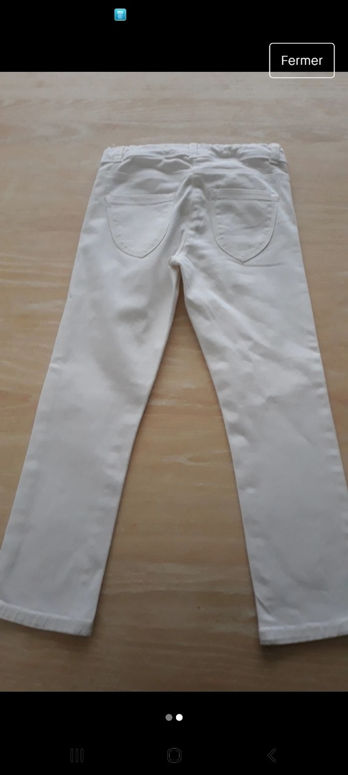 Pantacourt Kiabi fille 8 ans- Excellent état - photo numéro 2