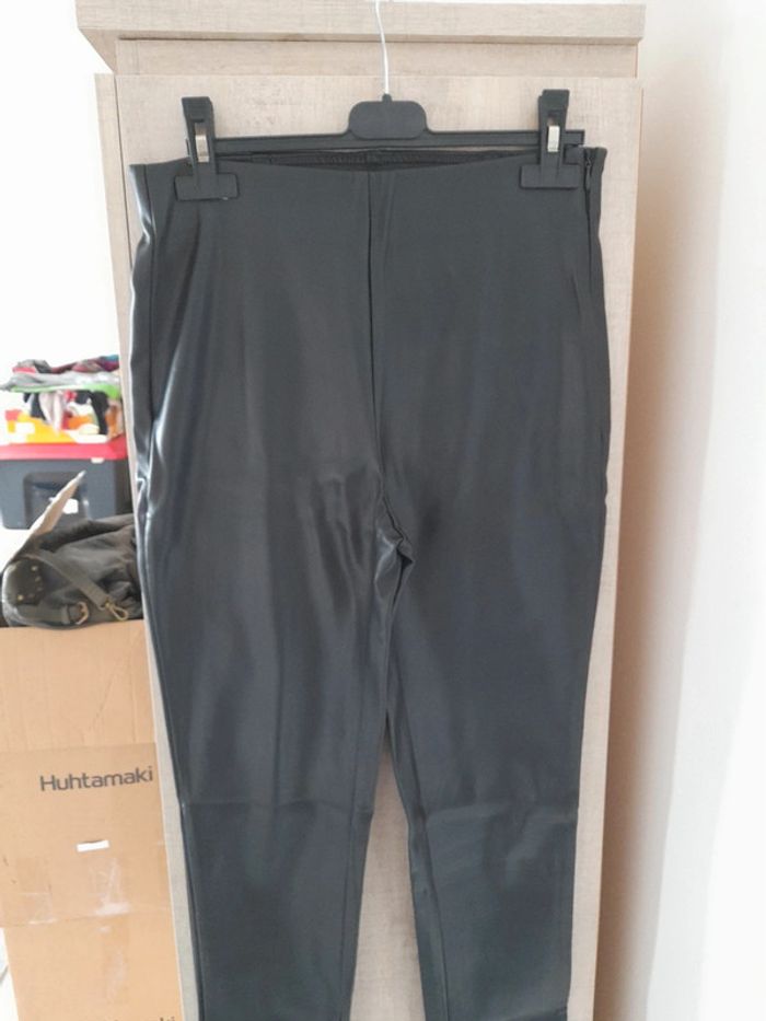 Pantalon - photo numéro 2