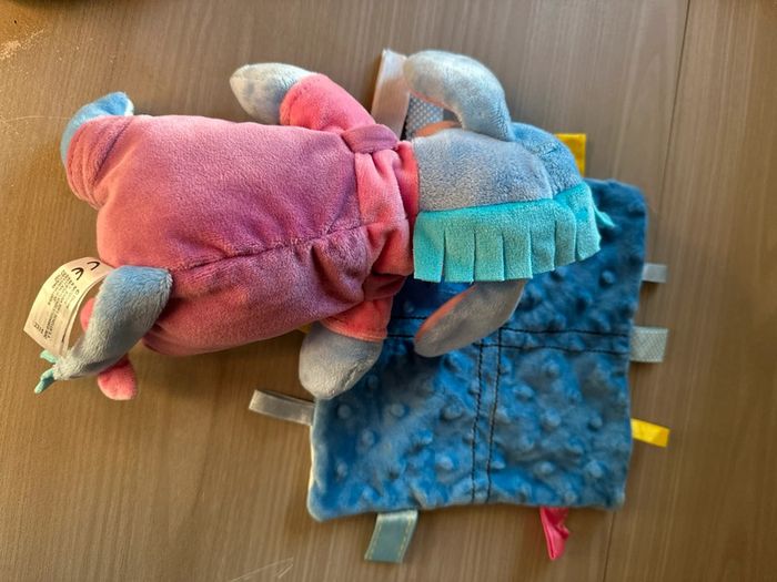 Lot Doudou plat carré et pleuche Bourriquet - photo numéro 6