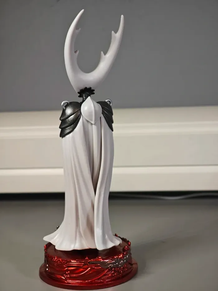 Figurine Hollow Knight : Pure Vessel 24cm neuve sans boîte - photo numéro 3