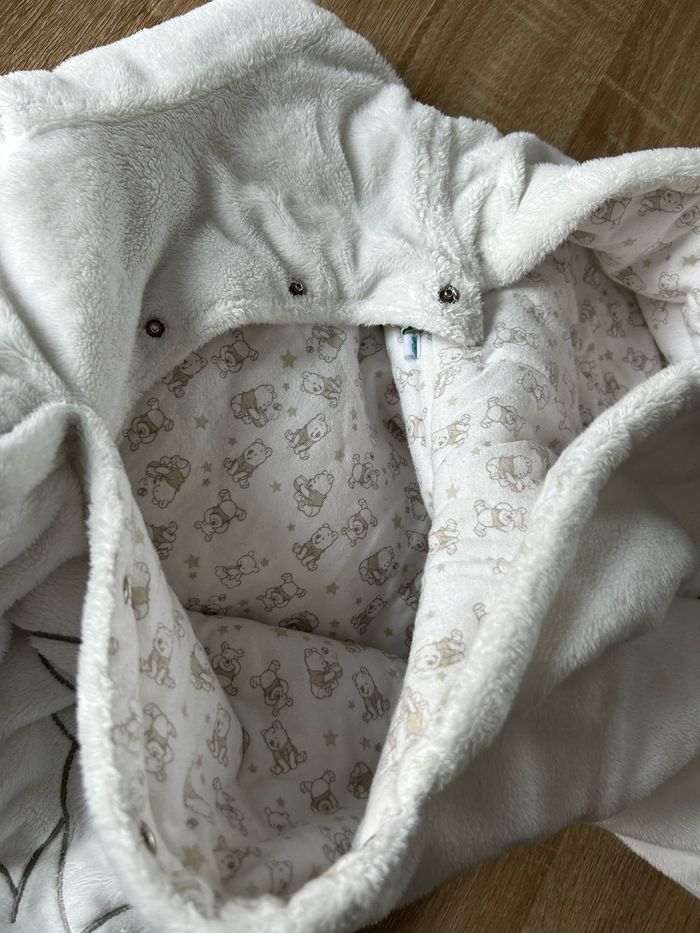 Combinaison Disney baby 6/9mois - photo numéro 5